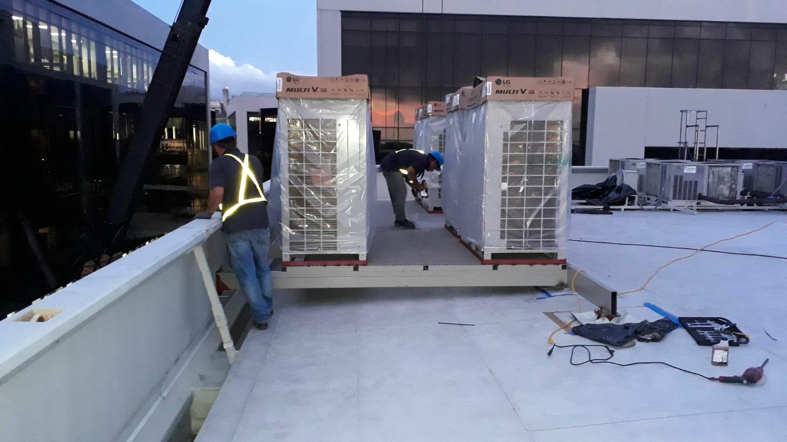 Diagnóstico y reparación de sistemas.